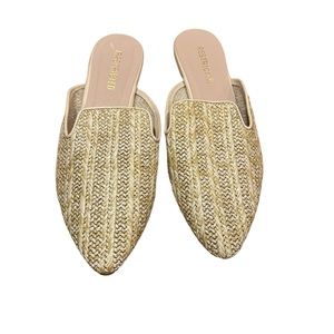 New Restricted Woven Mules Flats Slips Ons Womens Size 8 NWT